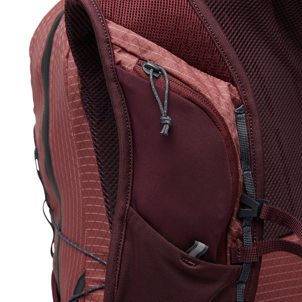 Women's Pursuit 15 Backpack - Past Season