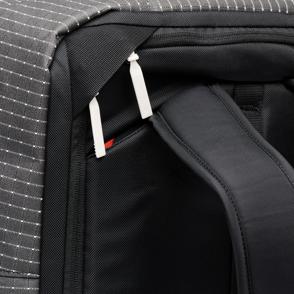 Stonehauler 40 L Travel Pack