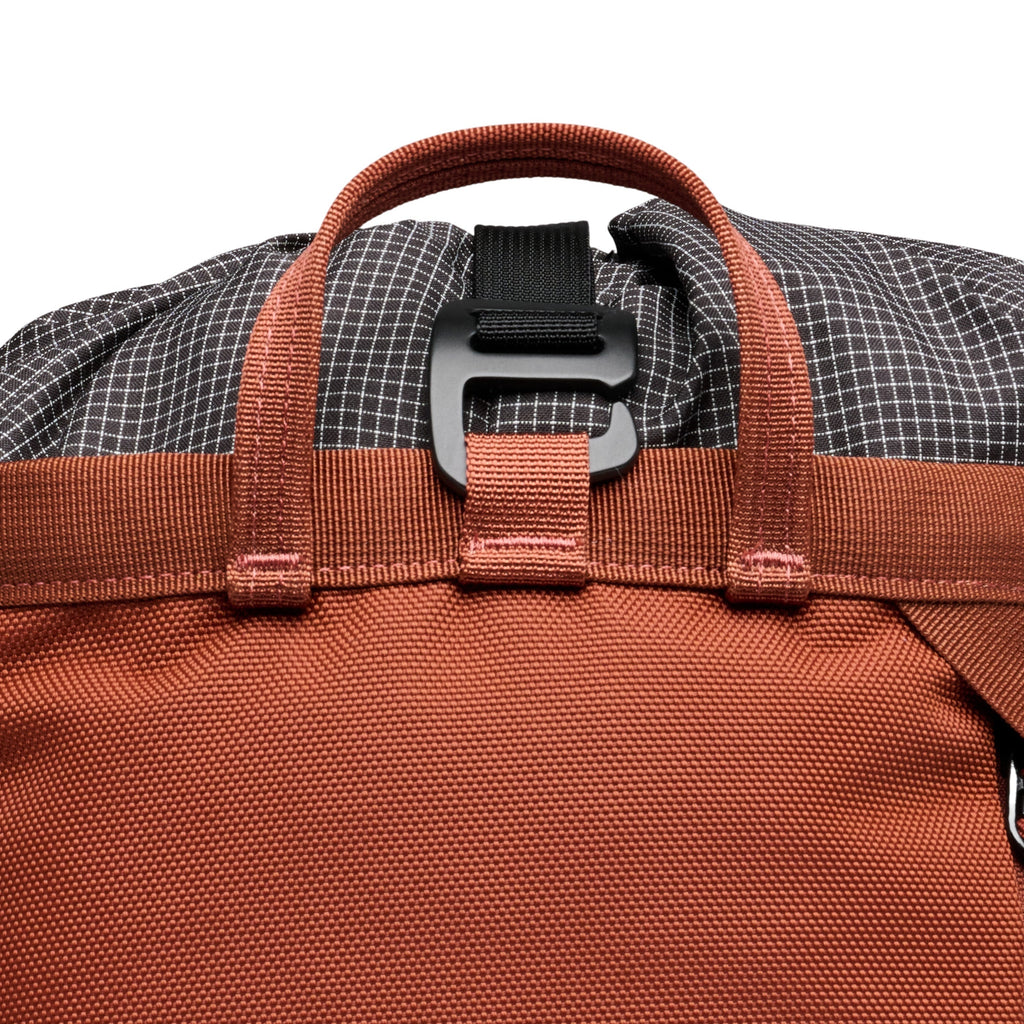 Street Creek 24 Backpack