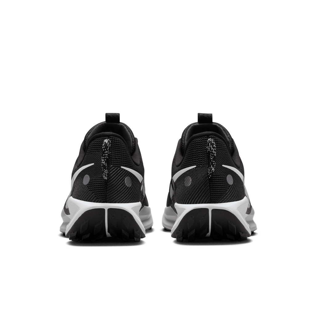 Women’s React Pegasus Trail 5 (001 - Black/White-Anthracite-Wolf Grey)