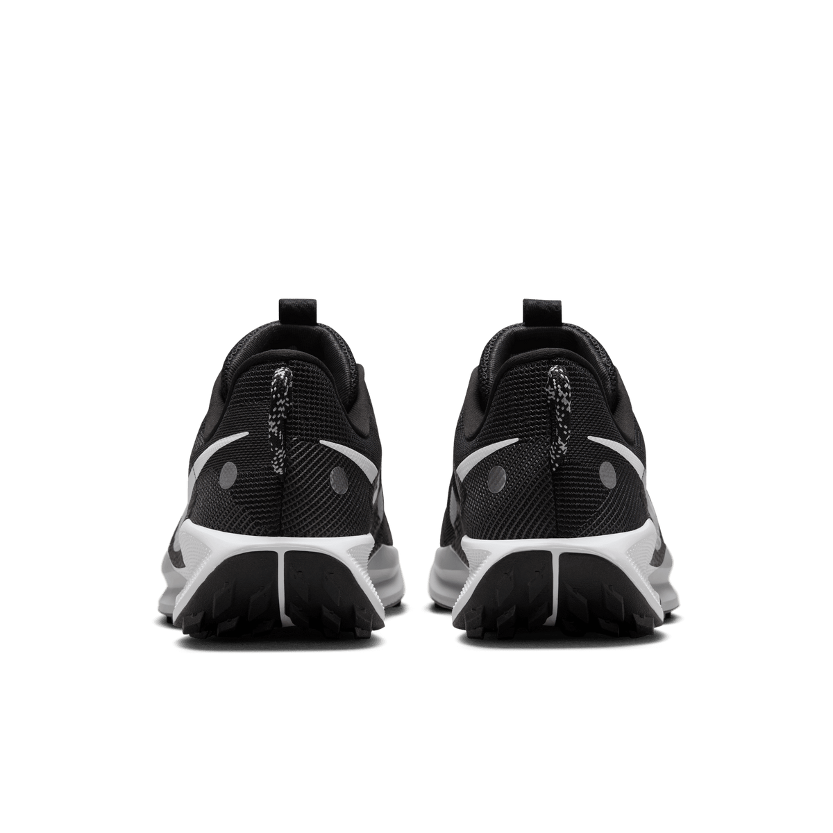 Women’s React Pegasus Trail 5 (001 - Black/White-Anthracite-Wolf Grey)