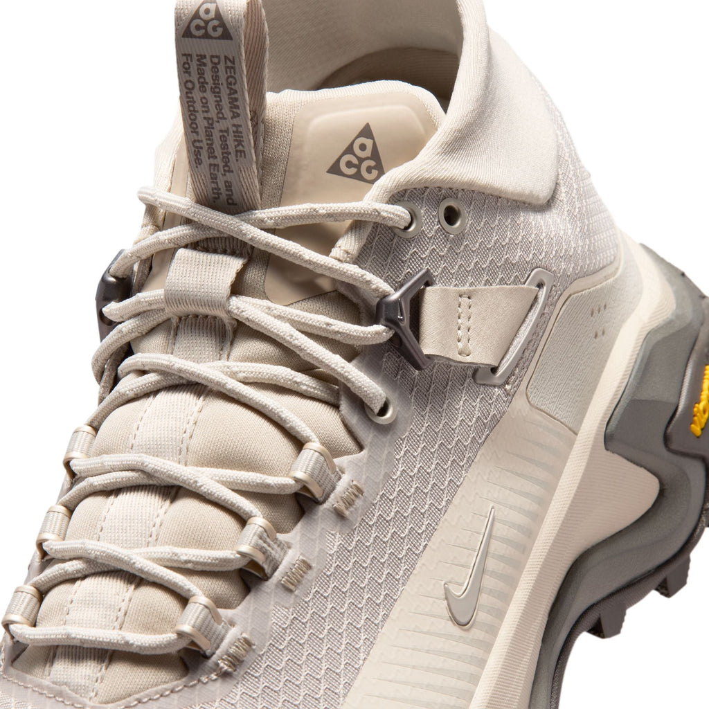 Women’s Zegama Hike (200 - Cream II/Cream II-Lt Orewood Brn)