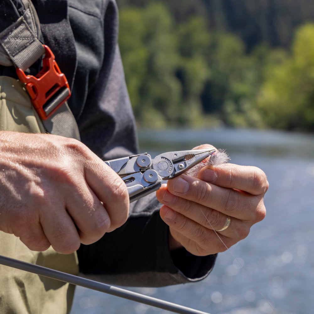 Leatherman Wave + Pliers Multi-tool