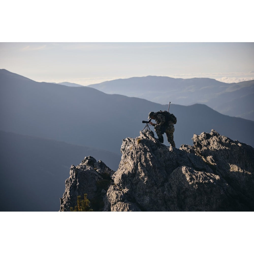 Zeiss CONQUEST Apia 20‑50×65 Angled