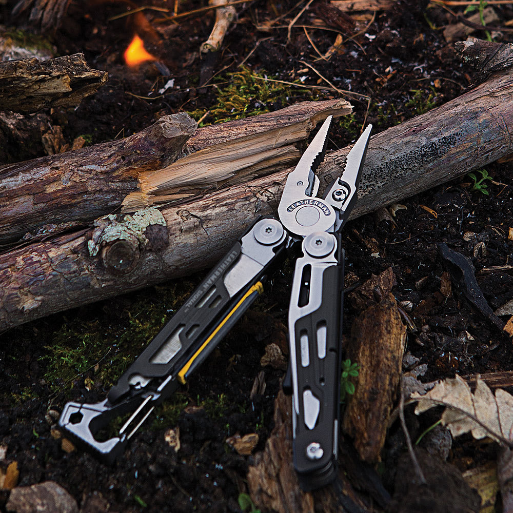 Leatherman Signal Outdoors Pliers Multi-tool